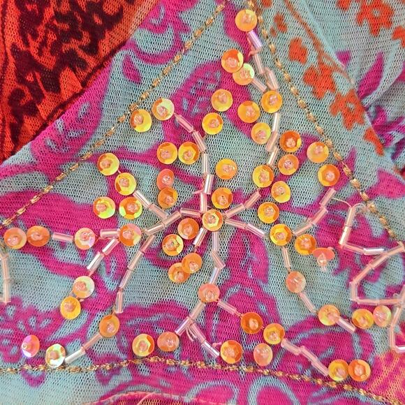 New York & Company Small bohemian lightly beaded top with tie back - Picture 3 of 5